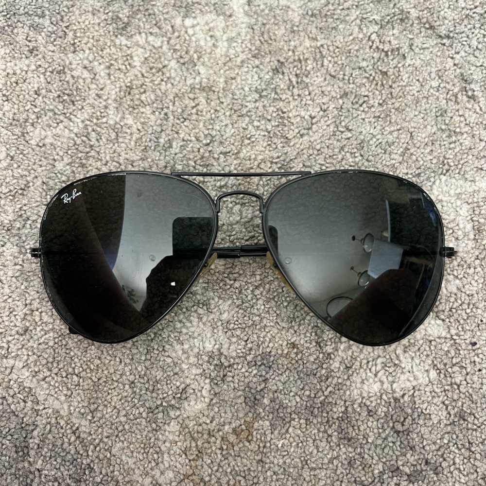 Ray-Ban sunglasses - Picture 2 of 4